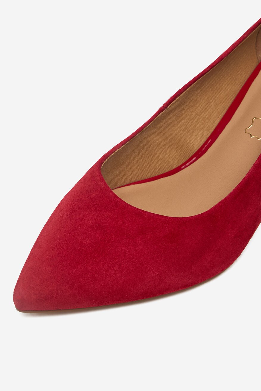 
                Елегантни обувки Lasocki ЧЕРВЕН - 5906751657218