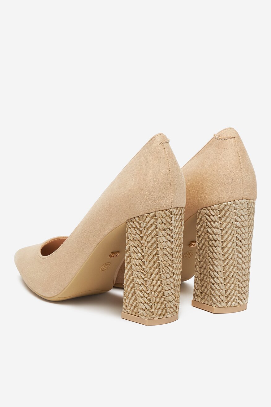 
                Pantofi cu toc DeeZee BEJ - 5906751108291