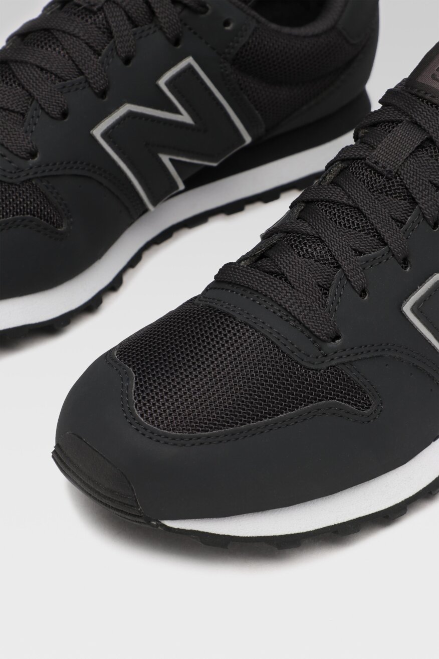 
                New Balance - Obuwie sportowe czarne sznurowane - 5903698341088