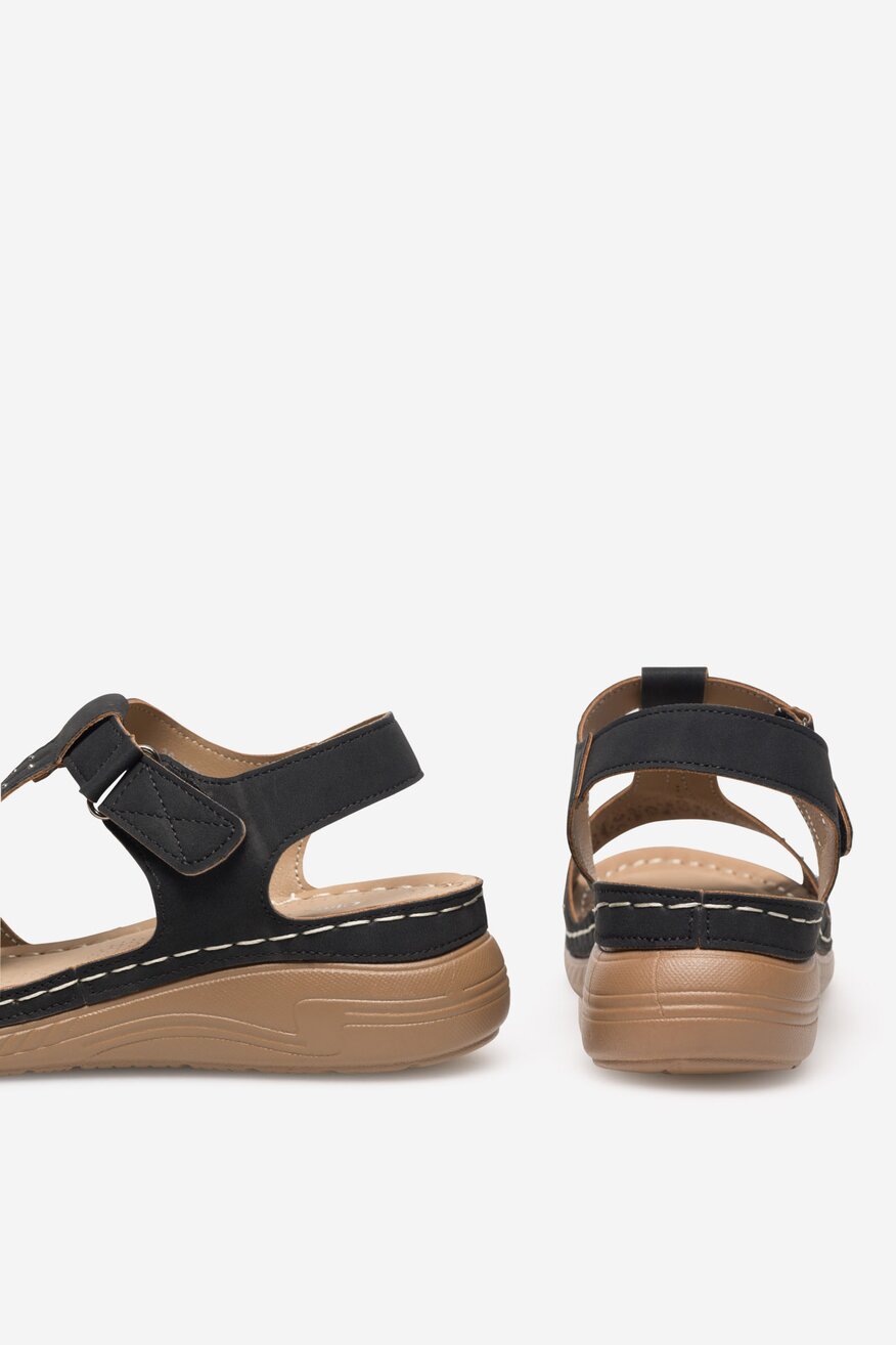 
                Szandál Clara Barson FEKETE - 5905588637318