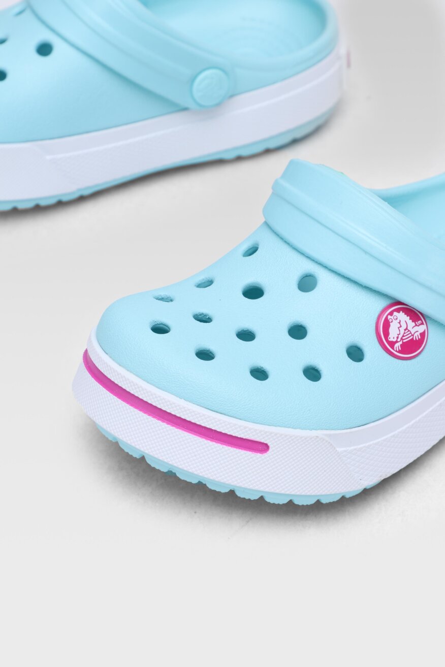Crocs - Klapki basenowe pastelowe niebieskie - 5903698378596