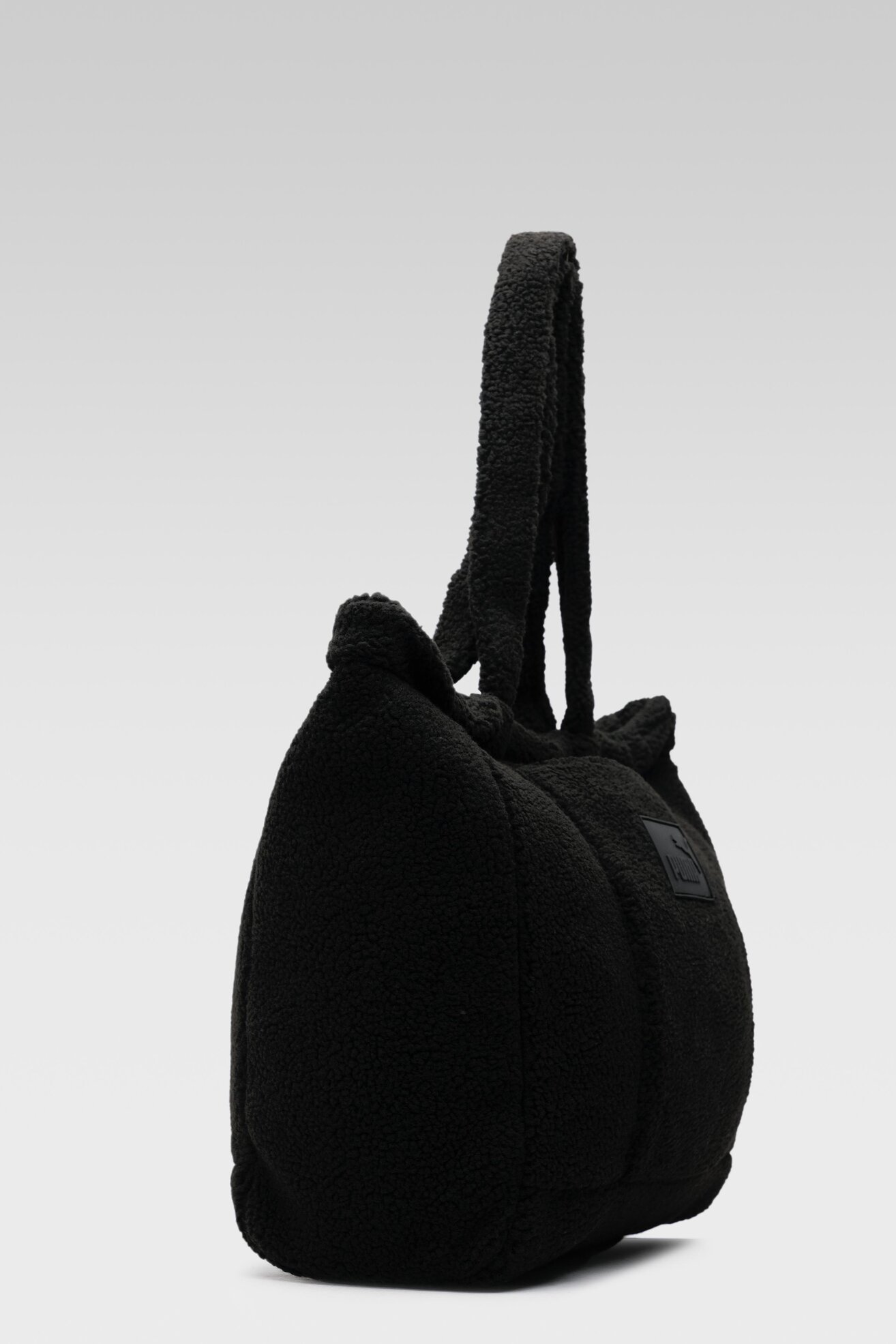 Torebka Puma CORE SHERPA TOTE BAG 7916301 Czarny