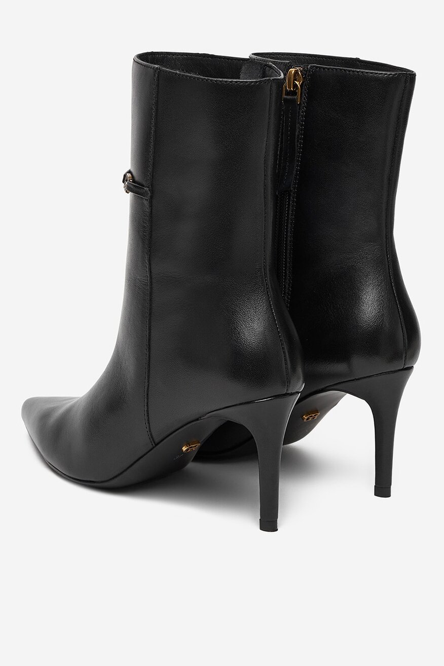 
                Bokacsizma Gino Rossi FEKETE - 5906751310403