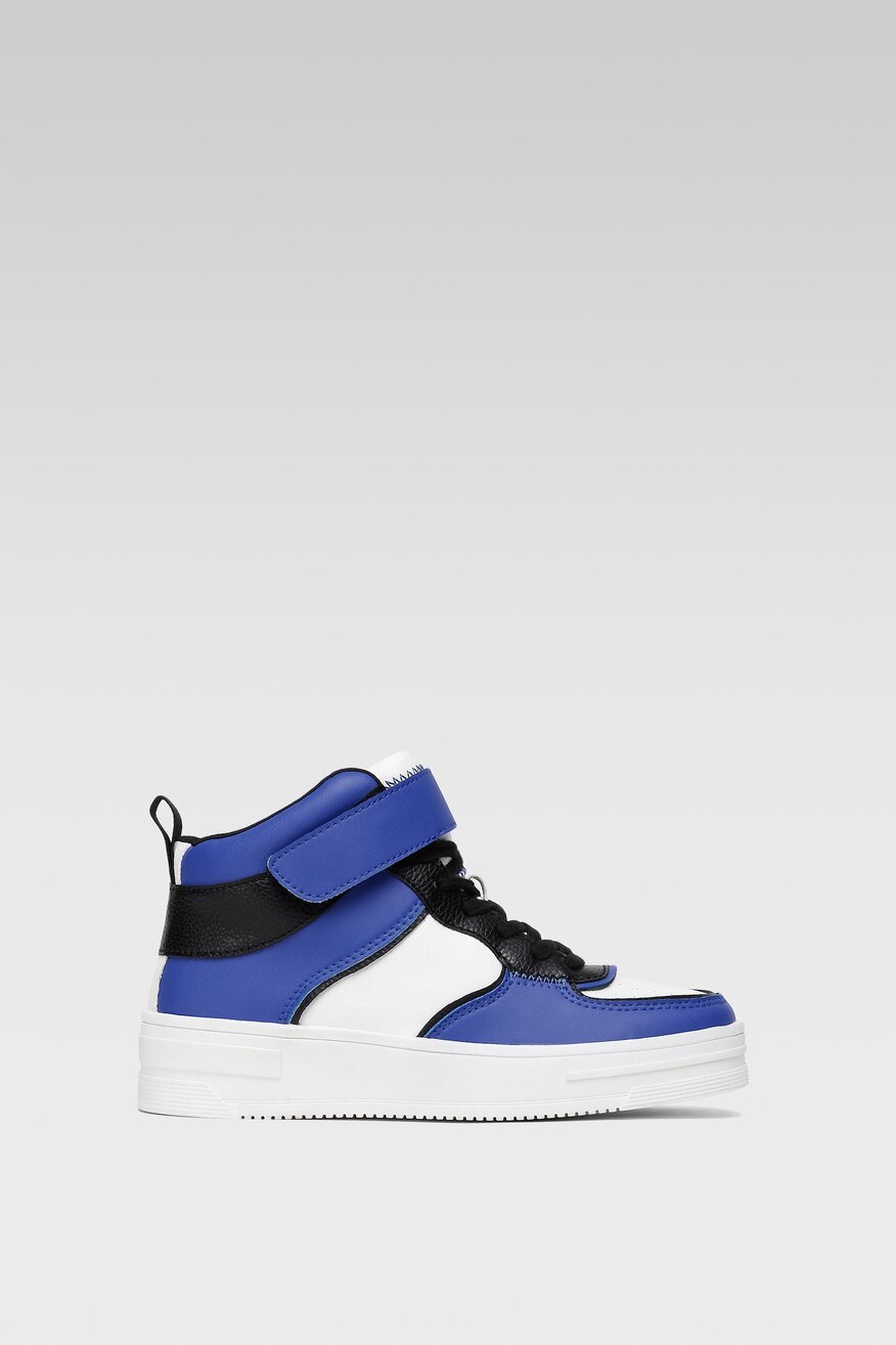 
                Кросівки Jenny Fairy ТЕМНО-СИНІЙ - 5904248873745