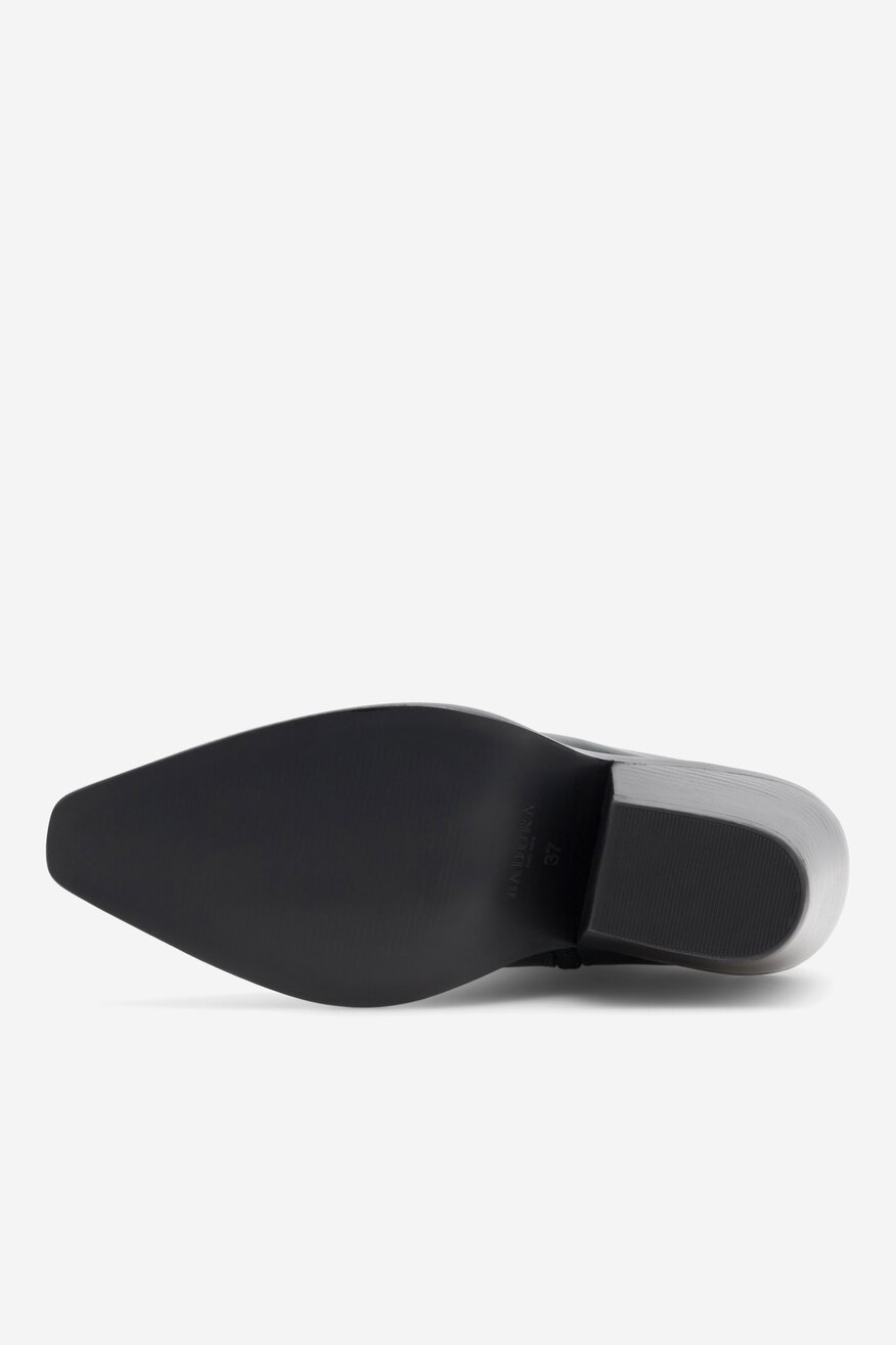 
                Badura - Skórzane botki - 5905588003335