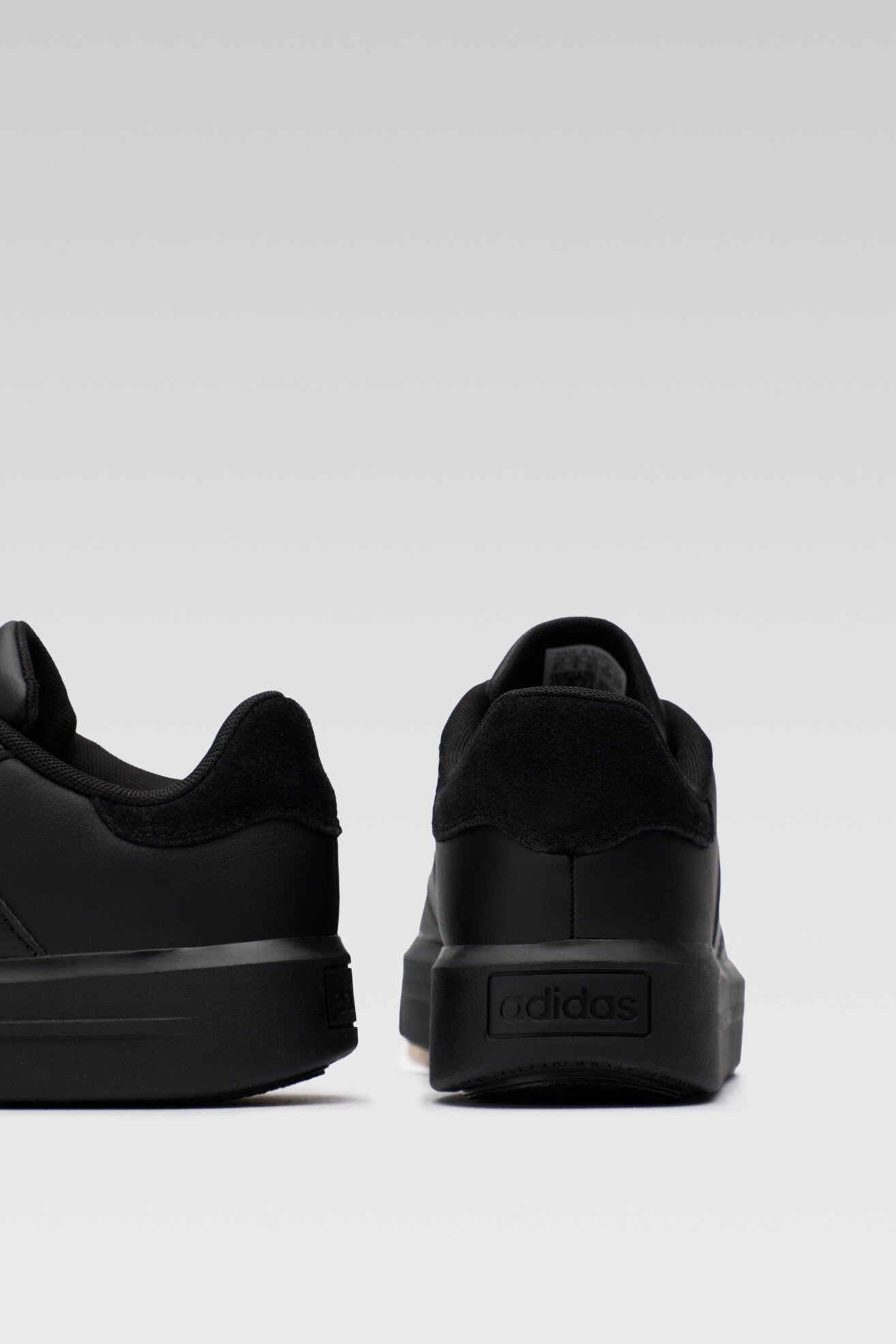 Obuwie sportowe adidas COURT PLATFORM GV8995 Czarny