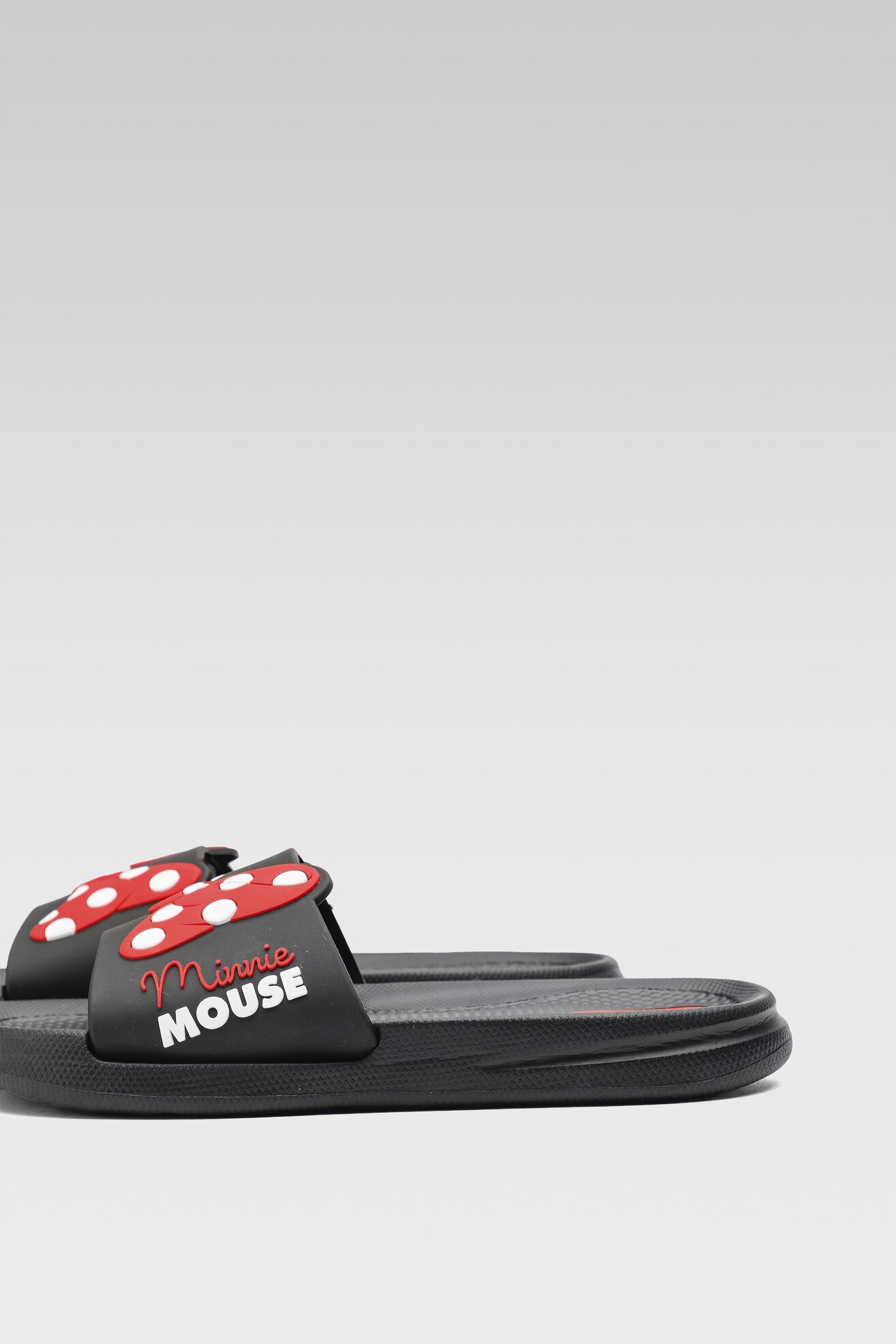 Klapki basenowe Mickey&Friends WP88-SS22-136DSTC Czarny