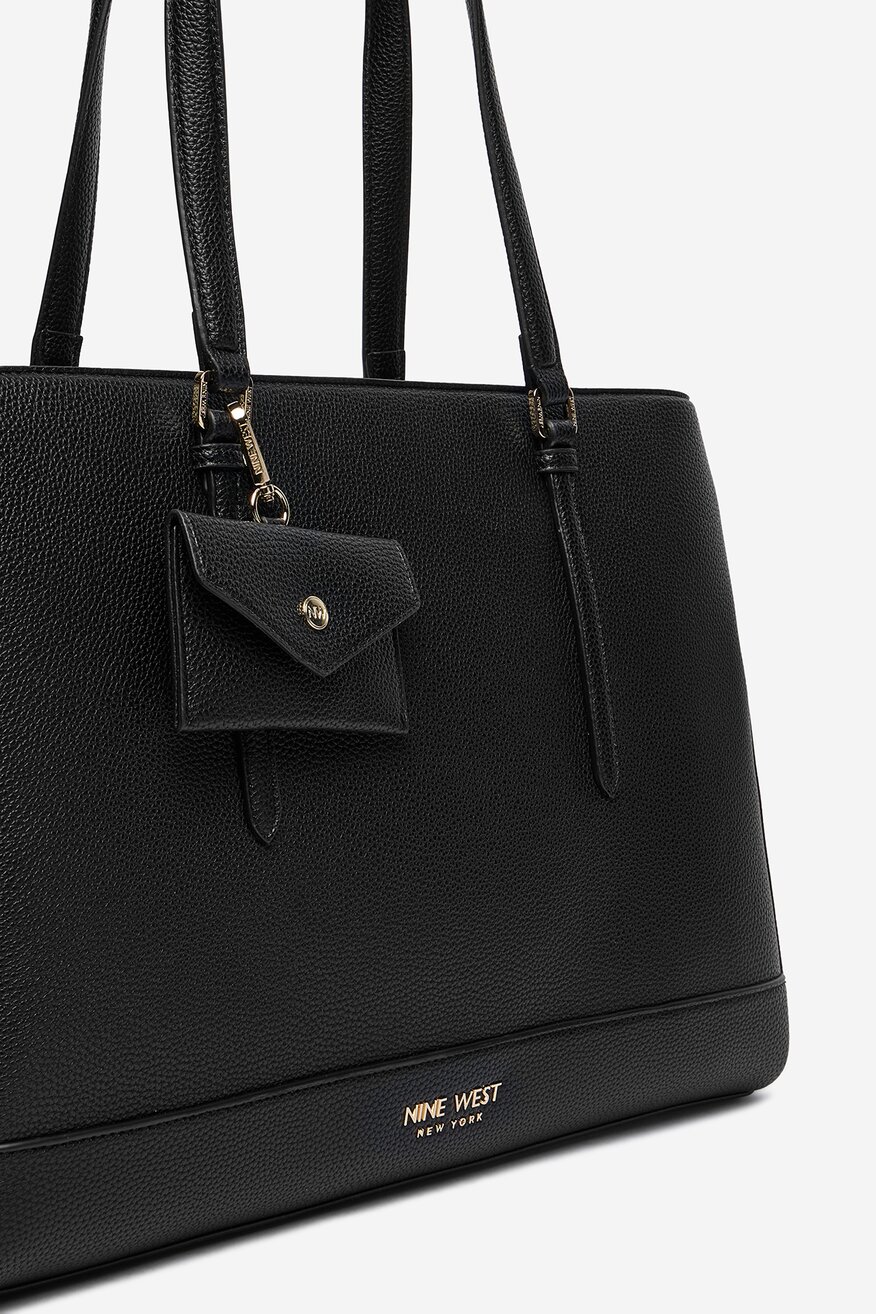 
                Дамска чанта NINE WEST ЧЕРЕН - 5906751436264