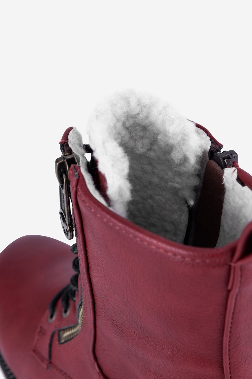 
                Csizma Mustang PIROS - 5905588823711