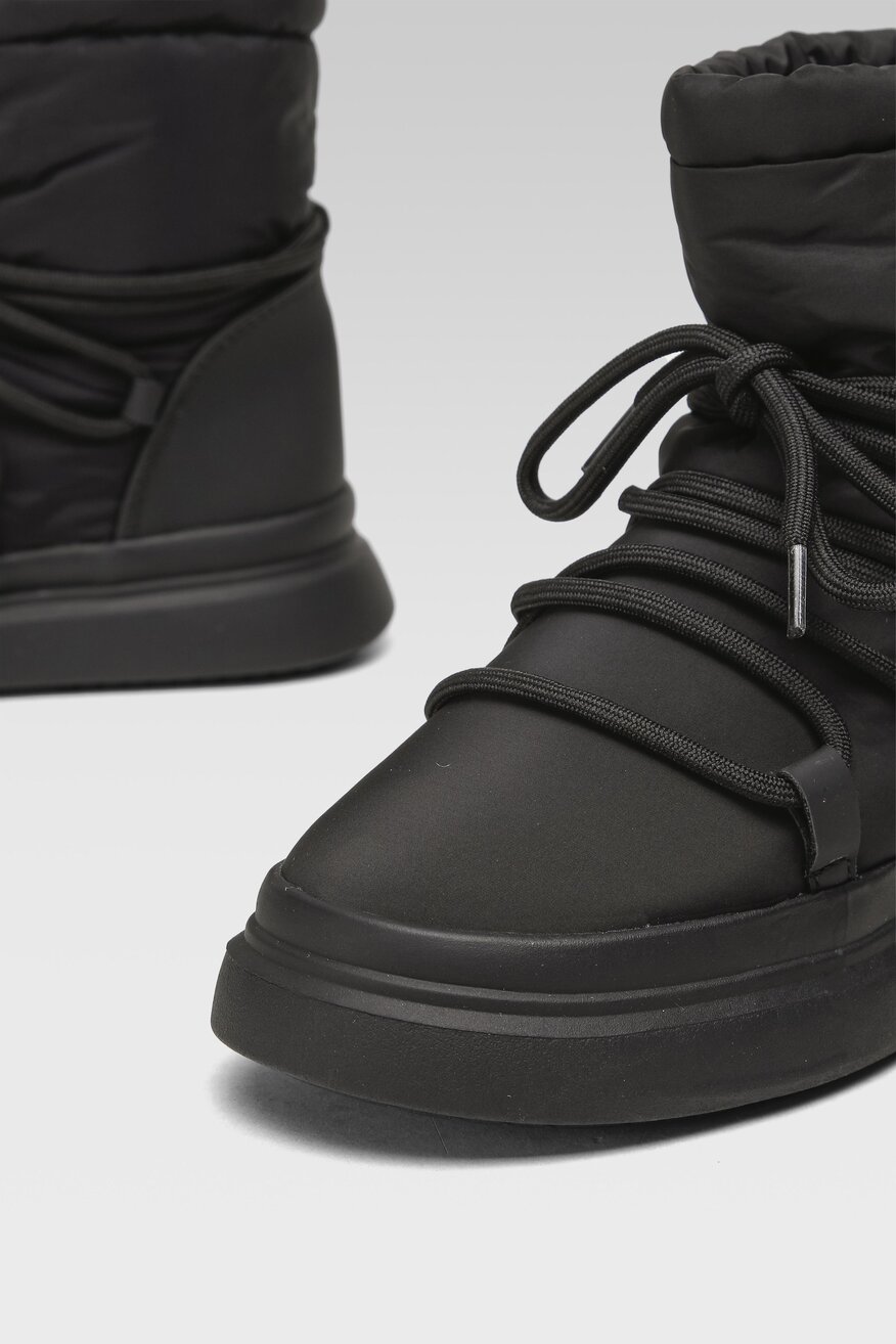 
                DeeZee - Kozaki czarne - 5904862281919