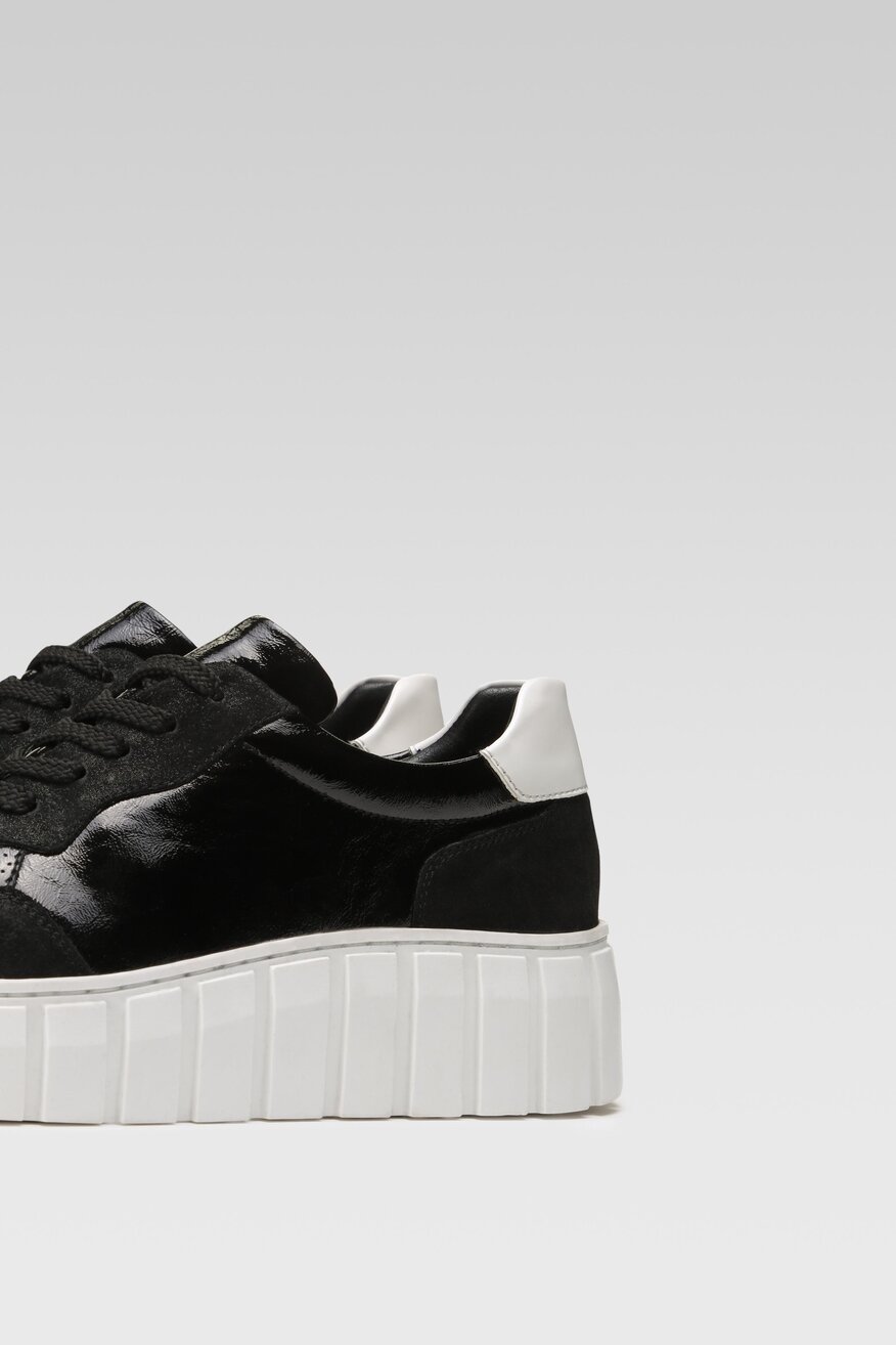 
                Tornacipő Sergio Bardi FEKETE - 5904862804125