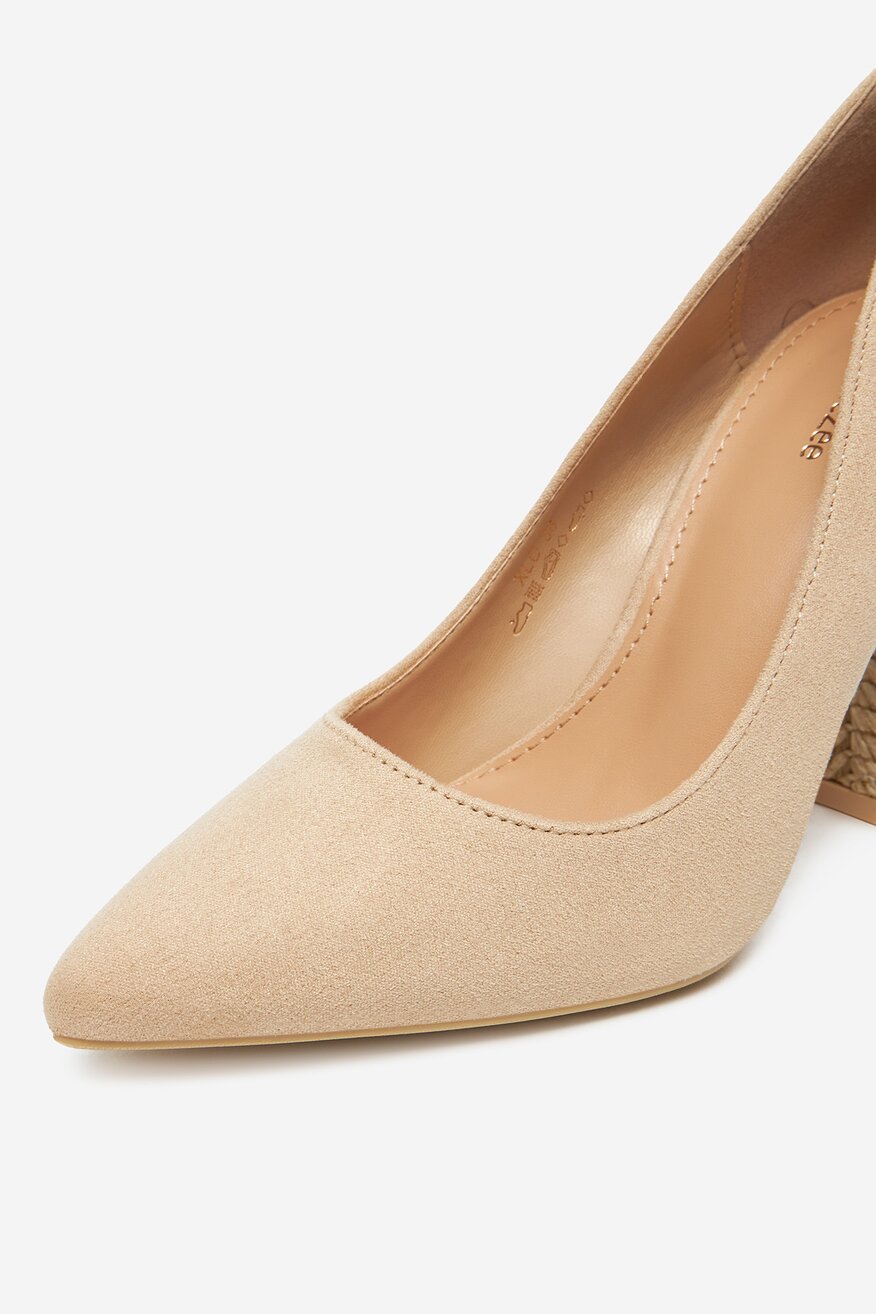 
                Pantofi cu toc DeeZee BEJ - 5906751108291