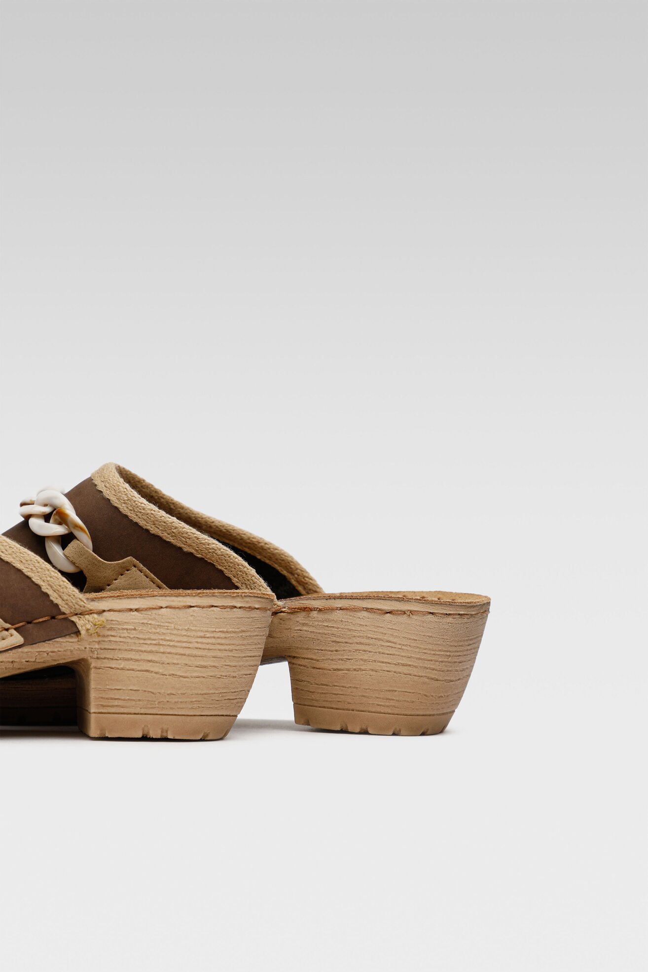 Klapki Inblu BL346J01 Brązowy