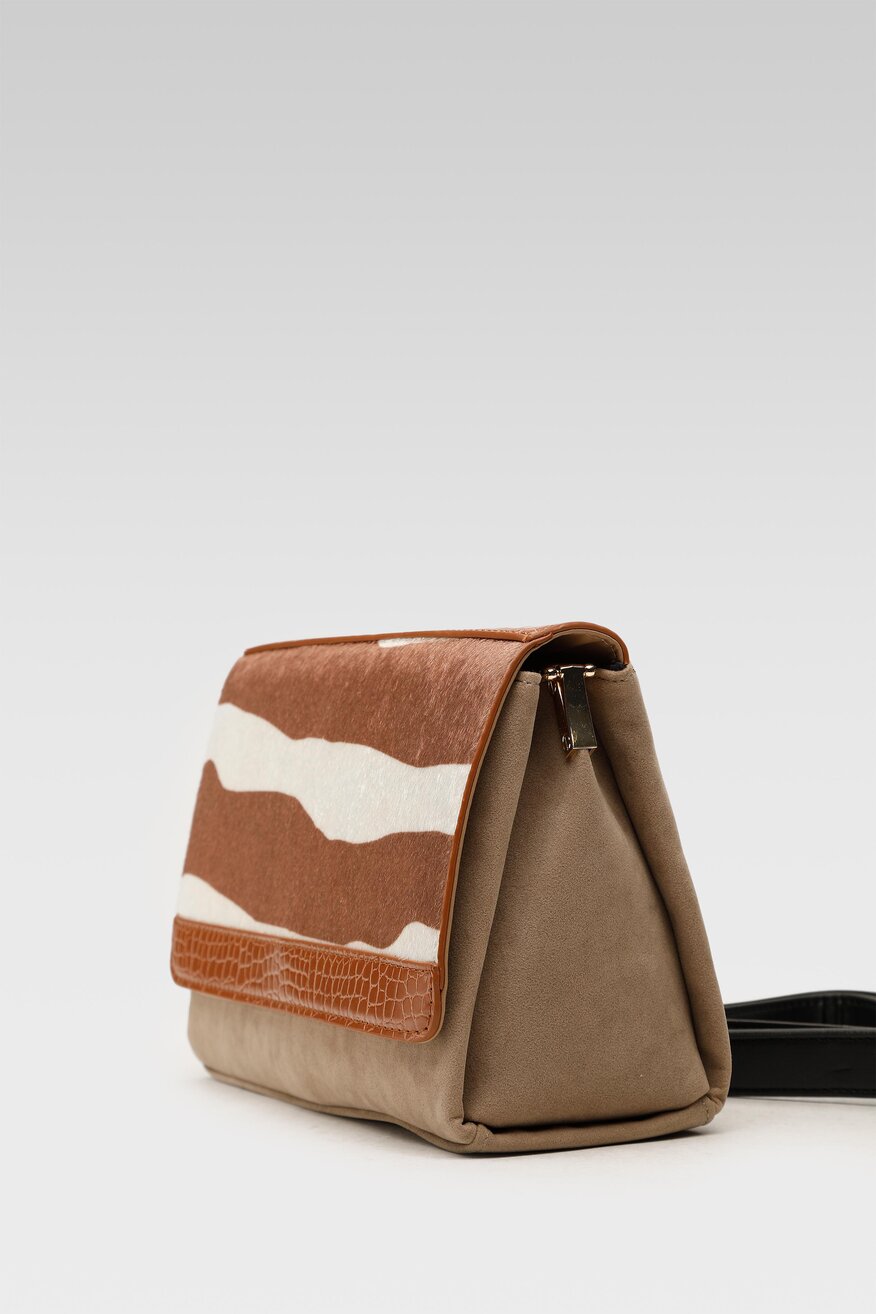 
                Дамска чанта Jenny Fairy КАМЕЛ - 5903698957937