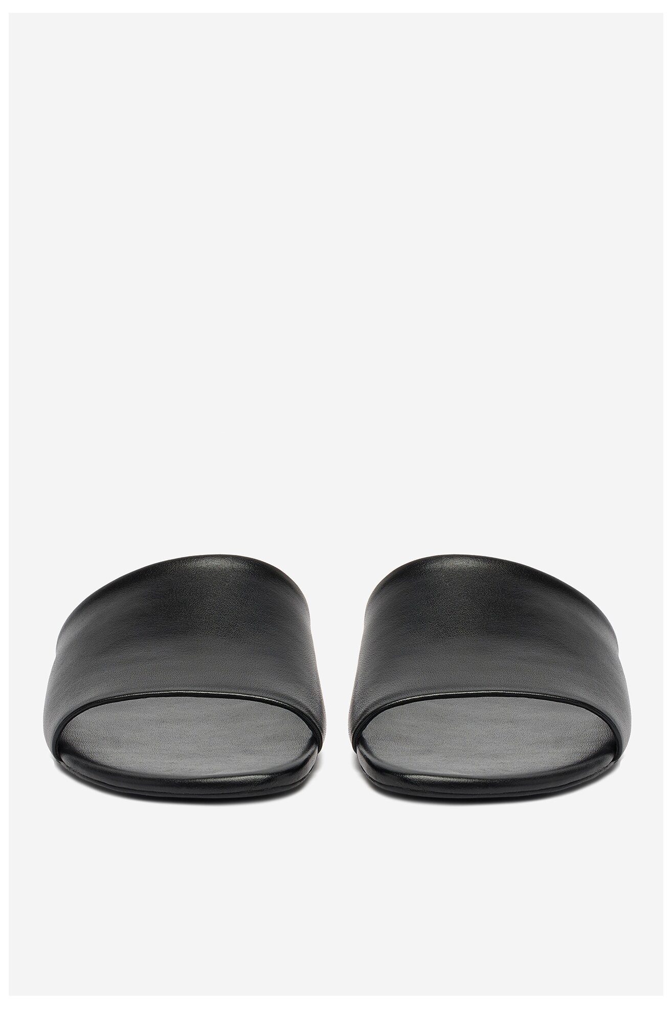 Klapki Gino Rossi C-124866 Czarny