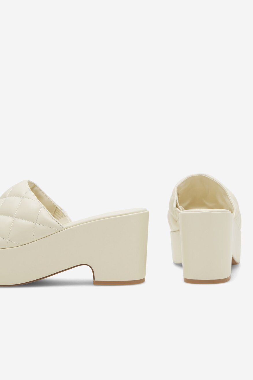 
                Джапанки Badura КРЕМАВ - 5905588380696