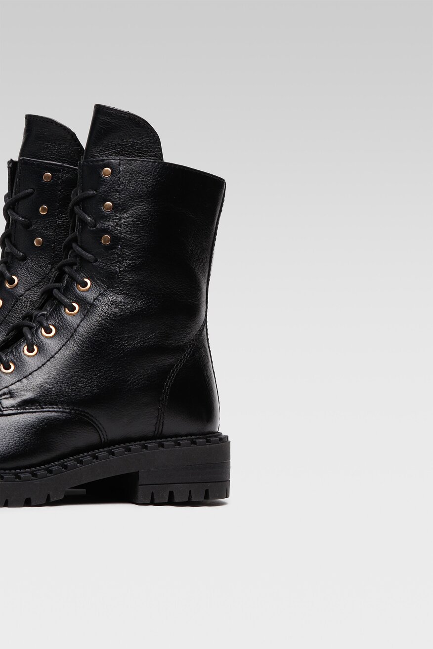 
                Csizma Lasocki FEKETE - 5904862201535