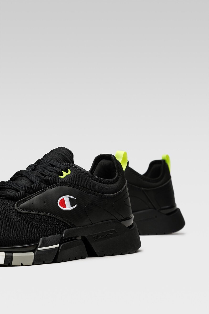 
                Champion - Obuwie sportowe czarne sznurowane - 5903698771670