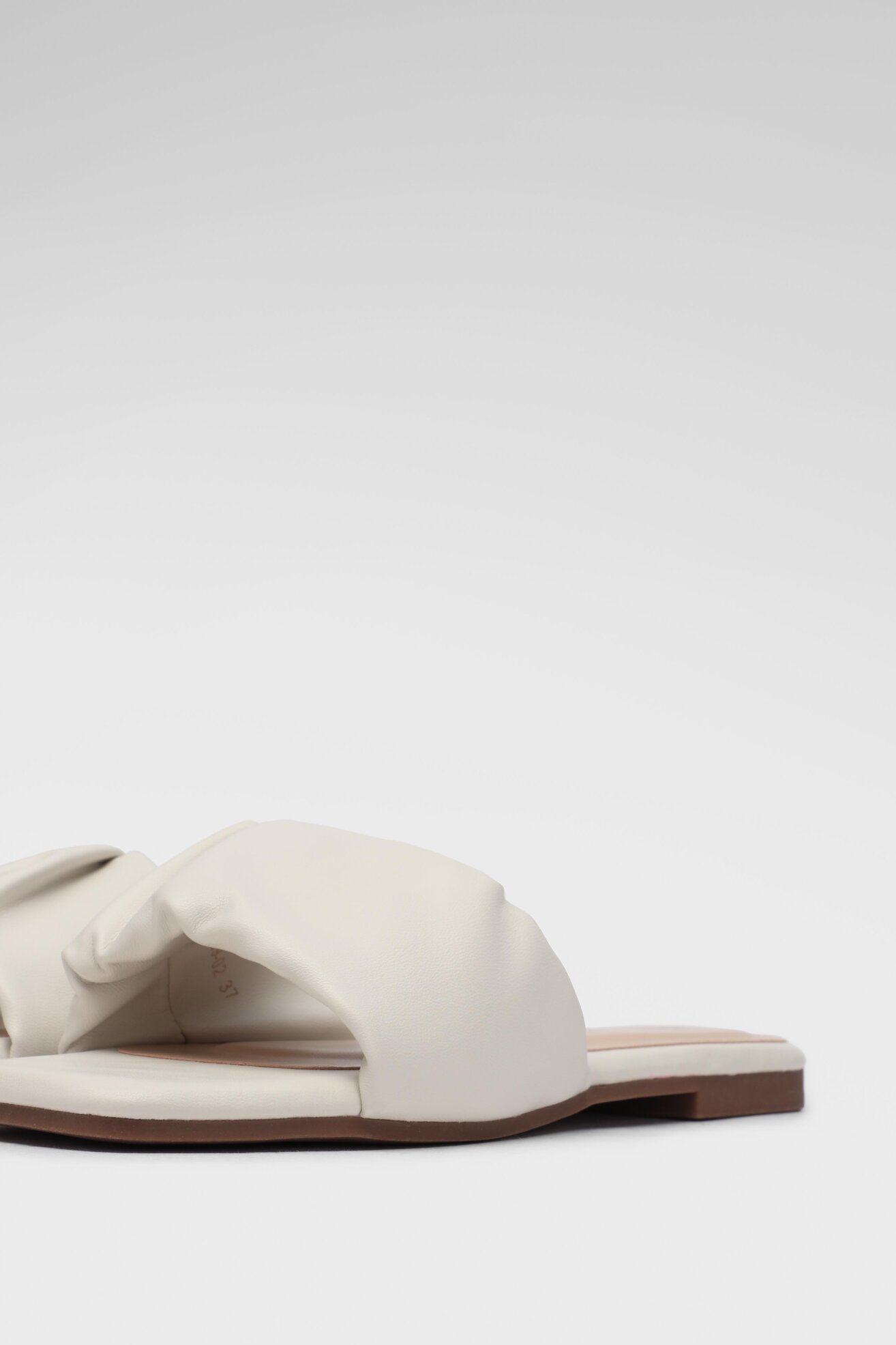 Klapki Jenny Fairy WS5529-02 Biały