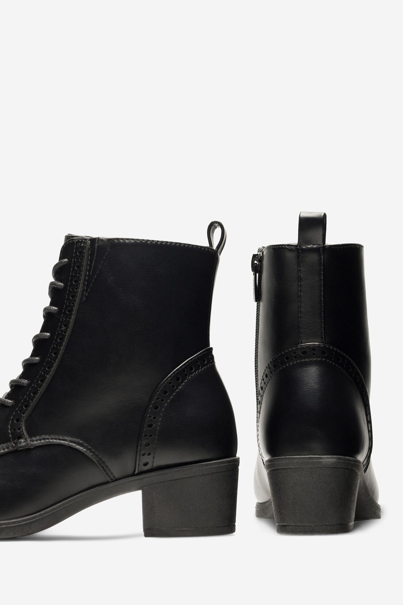 Trzewiki Clara Barson ADLEY WFA2518-1 Czarny