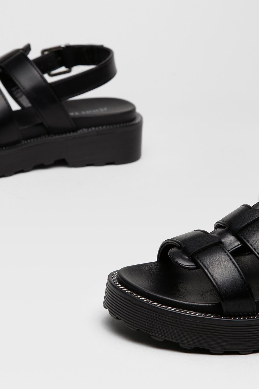 
                Jenny Fairy - Sandały na platformie - 5904248686208