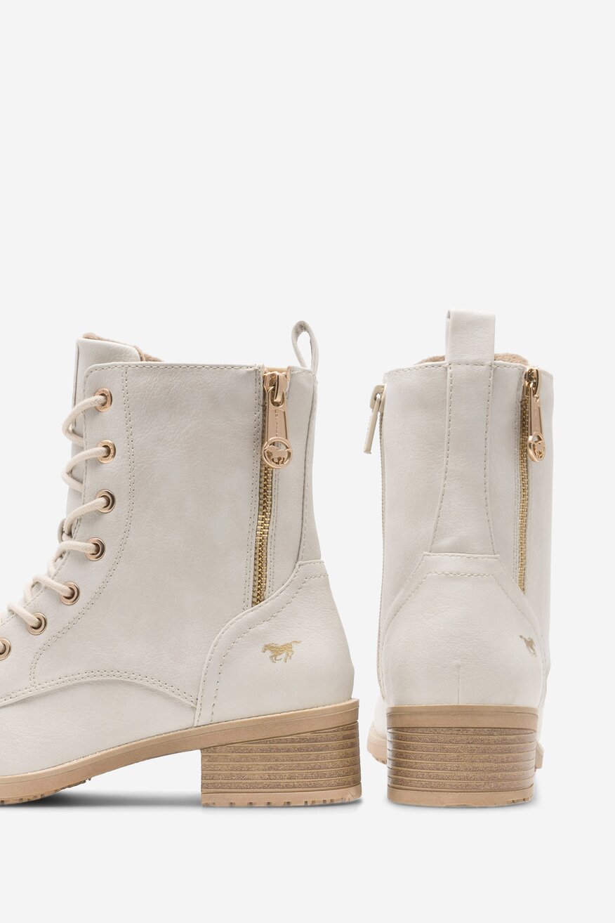 
                Боти Mustang БЯЛ - 5905588861881