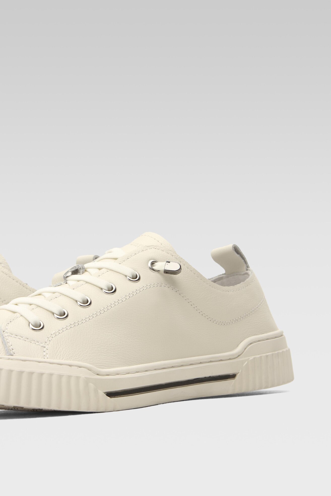 Trampki Gino Rossi 121AM0837 Biały