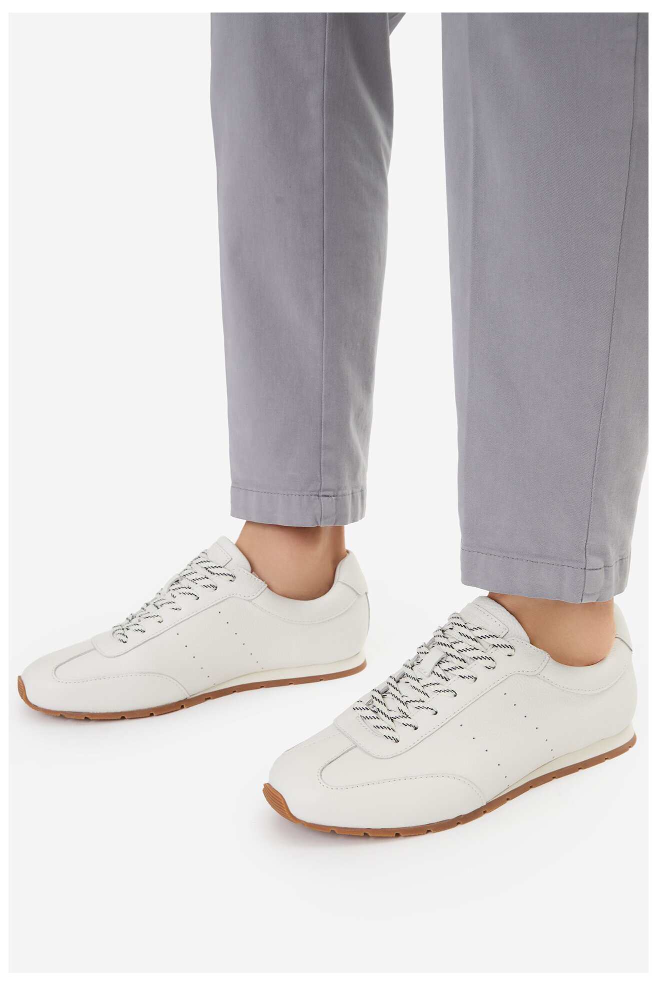 Półbuty GUESS JEANS EO-KOLORADO-01 126AM Biały