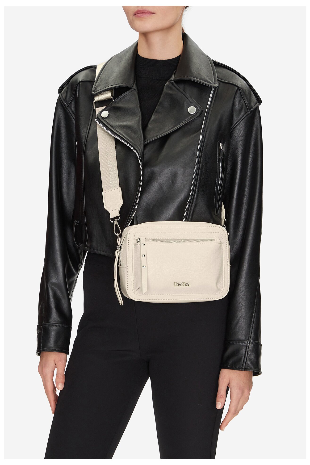 Дамска чанта DeeZee DZE-S-012-07 СЛОНОВА КОСТ