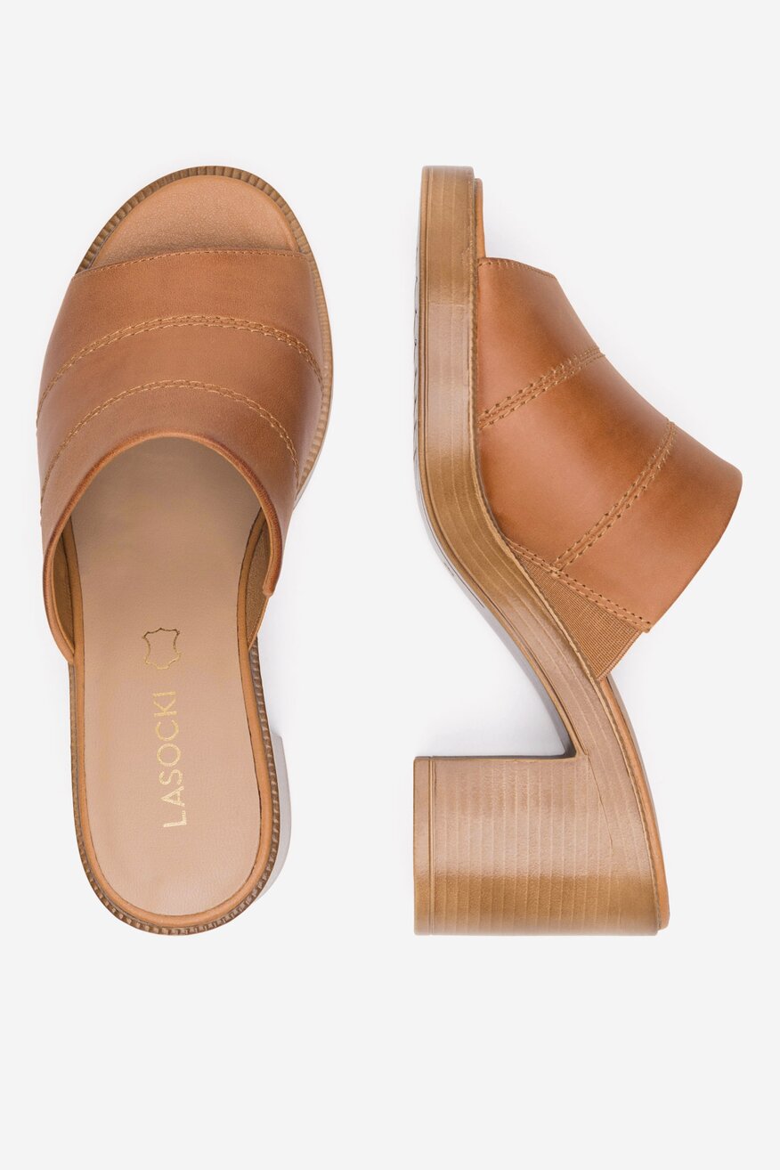 
                Lasocki - Klapki skórzane na obcasie - 5905588699262