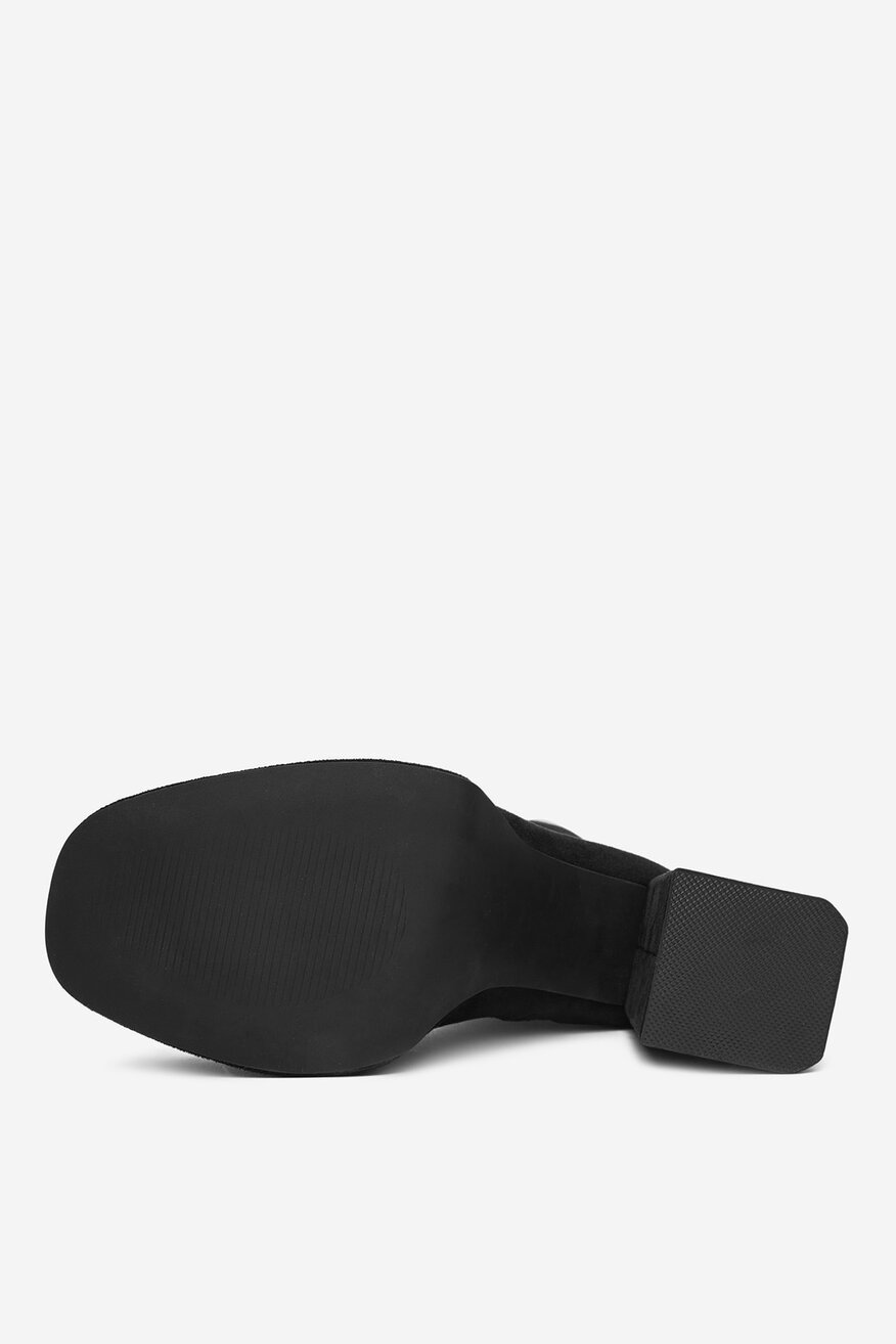 
                Ботильйони DeeZee ЧОРНИЙ - 5904410906523