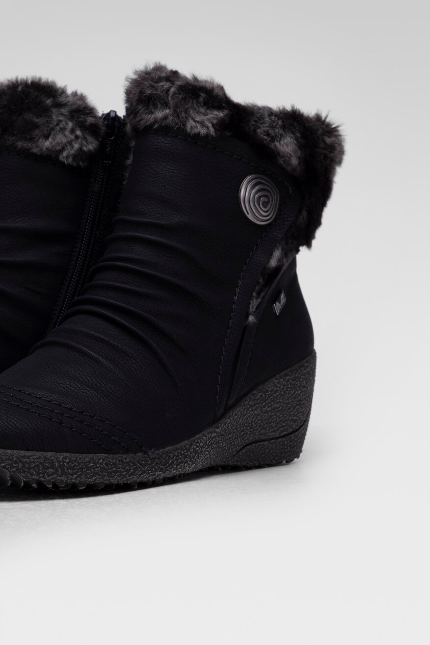 
                Rieker - Botki na koturnie czarne - 5903698972237