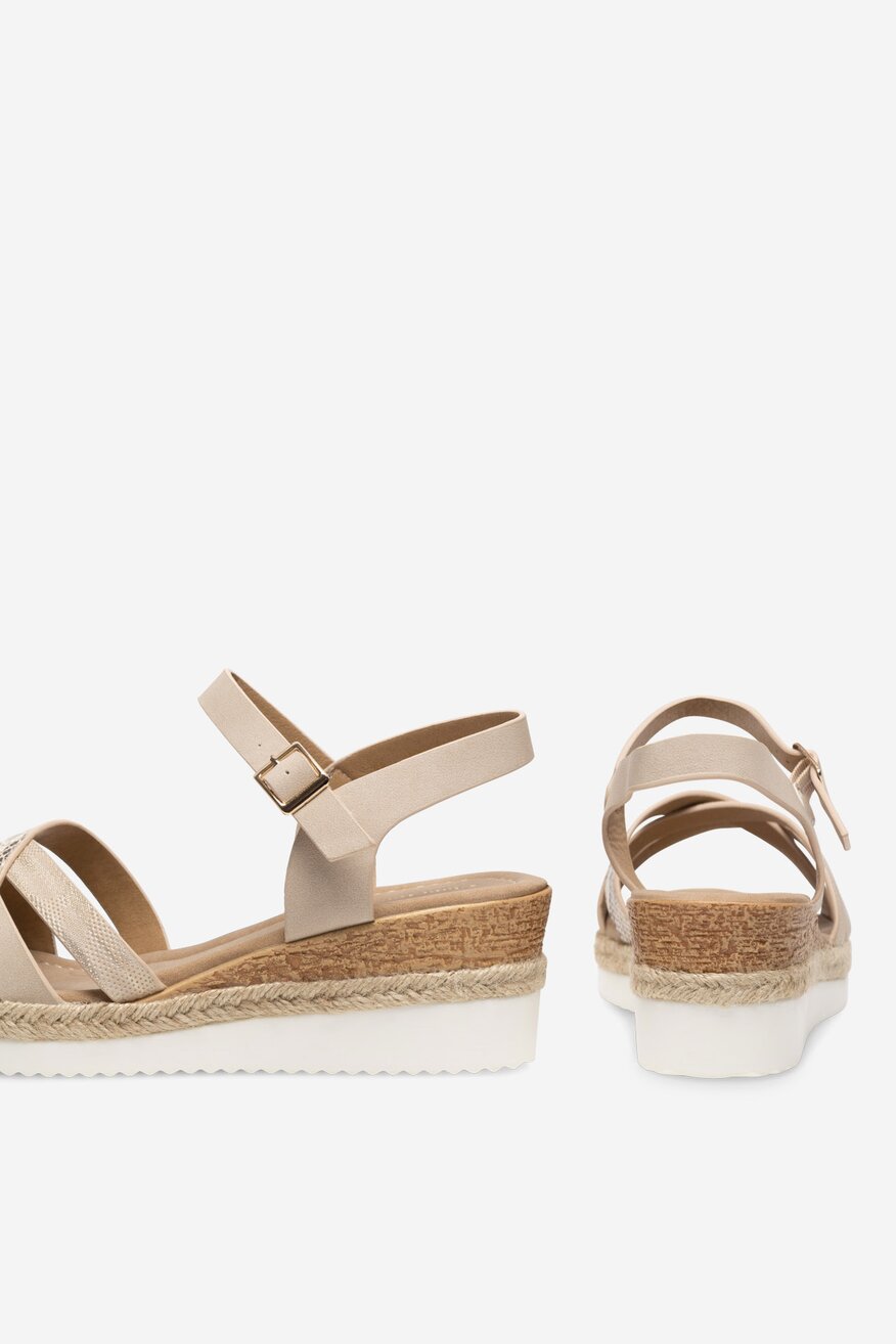 
                Сандалі Clara Barson БЕЖЕВИЙ - 5905588577553