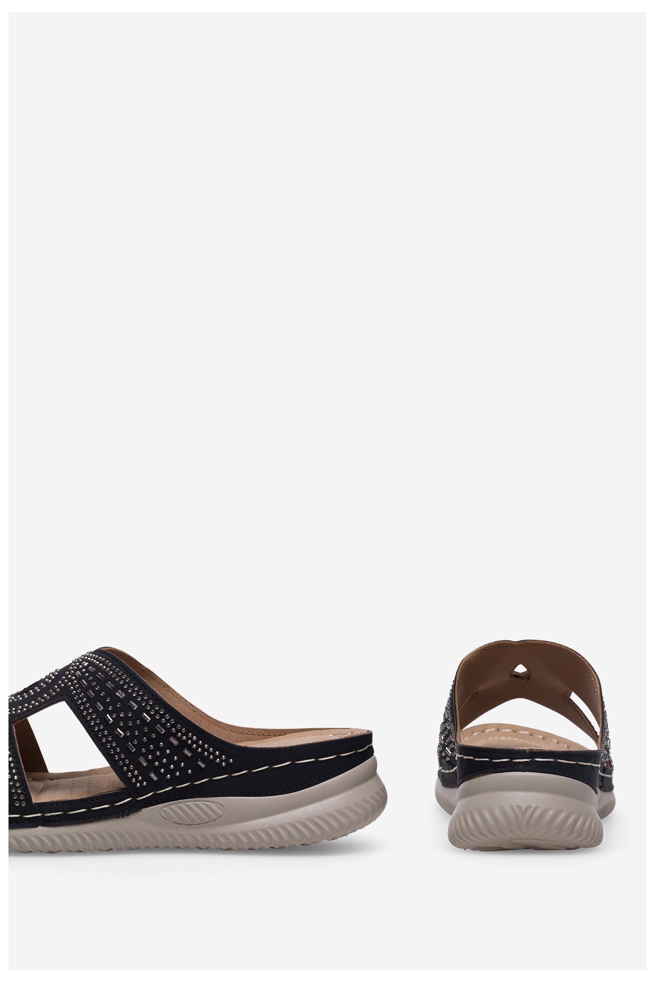 Шльопанець Clara Barson WYL05010-30 ЧОРНИЙ