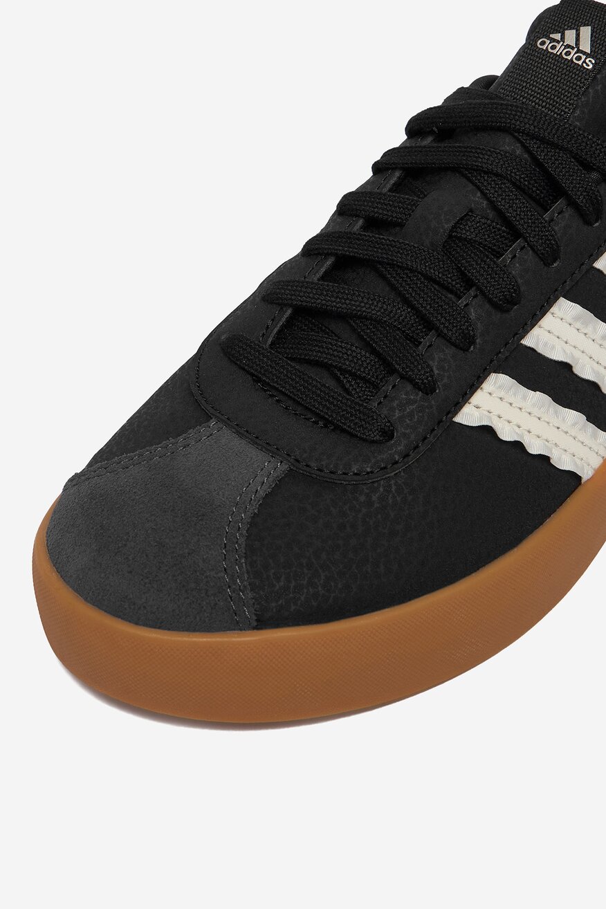 
                Спортни обувки adidas ЧЕРЕН - 5906751525081