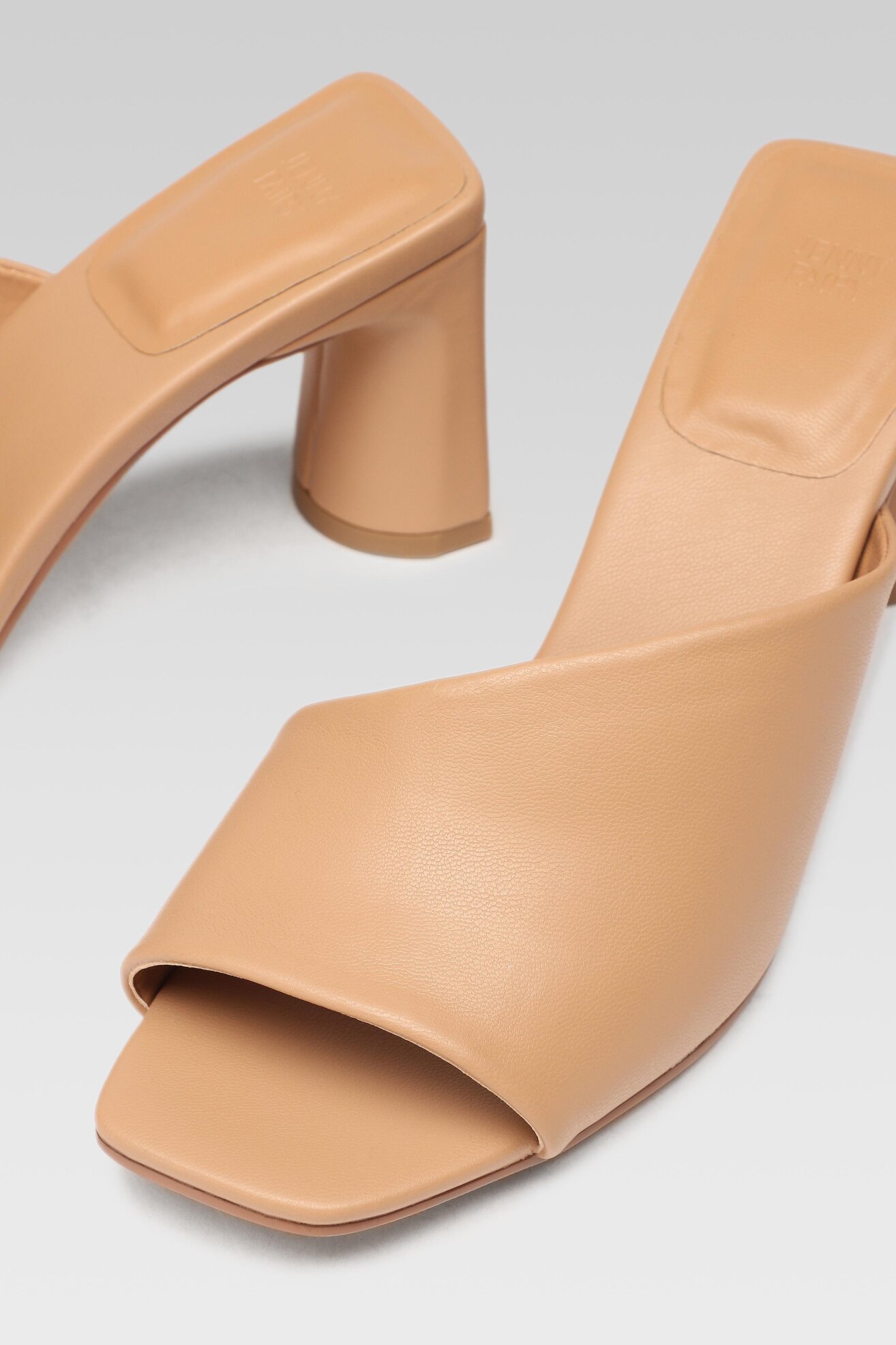 Klapki Jenny Fairy WYL2630-1 Camel