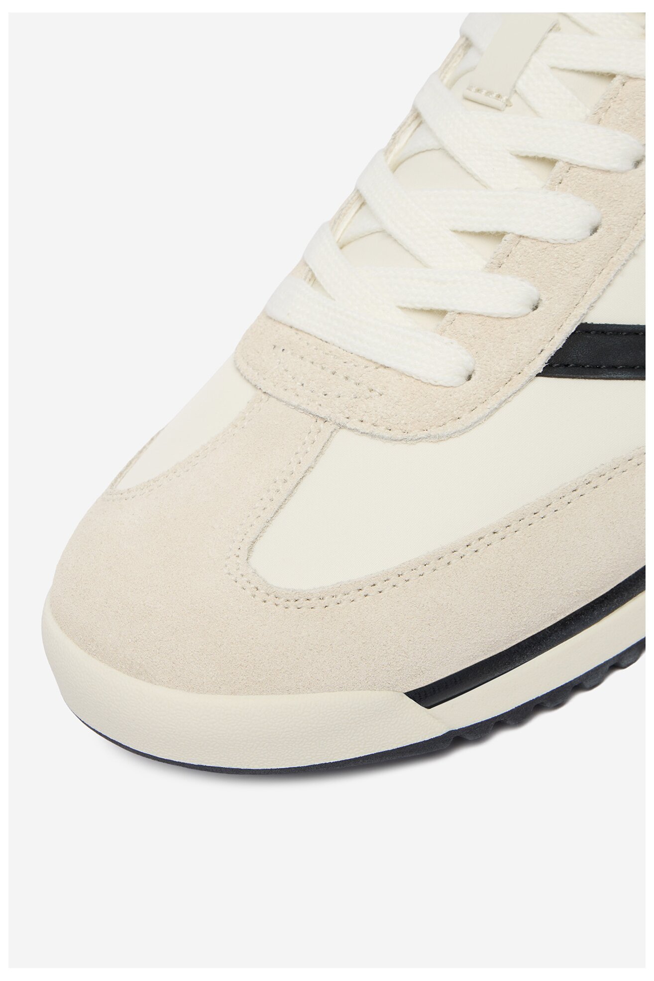 Сникърси GUESS JEANS EO-DELAND-03 WE БЕЖОВ