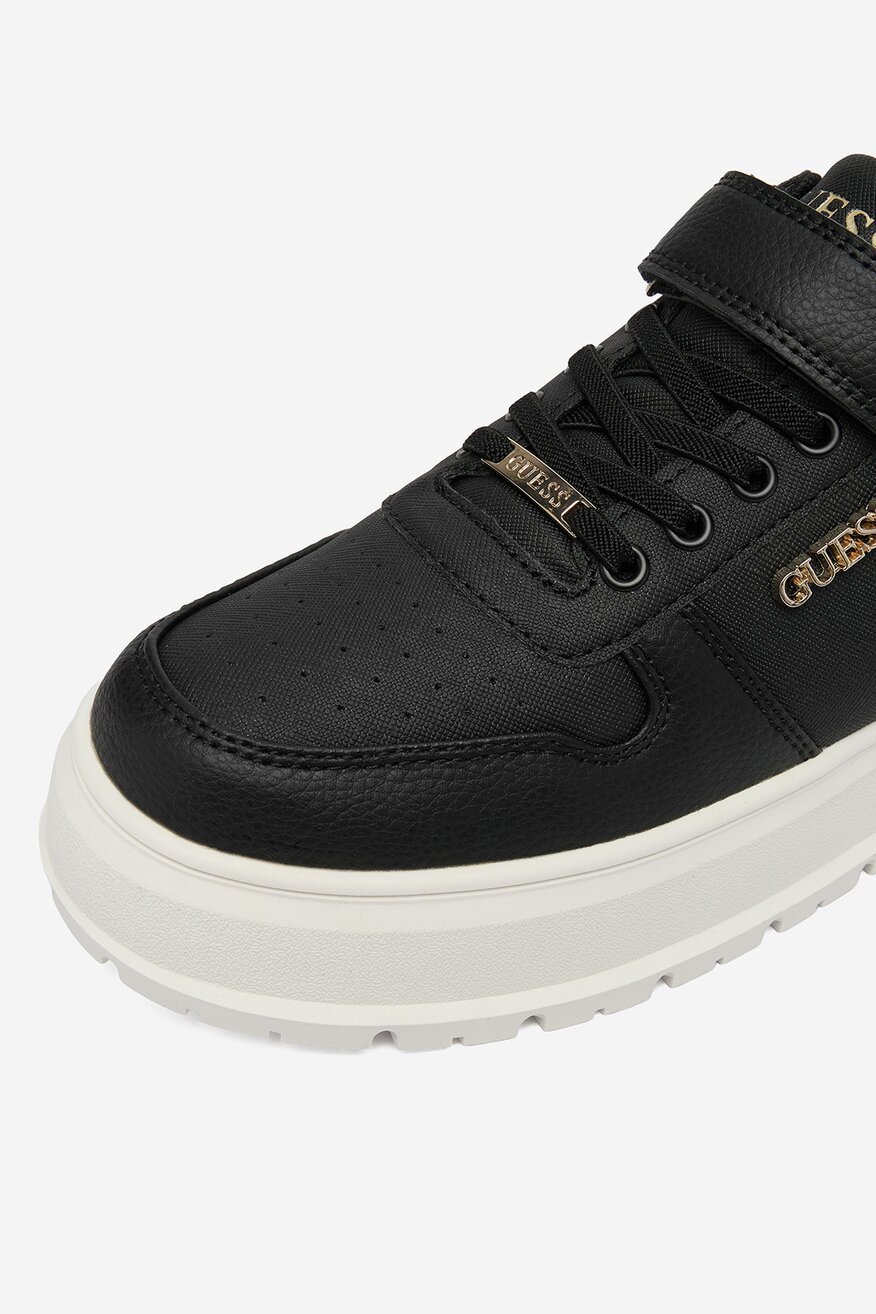 
                Patike GUESS CRNA - 5906751757864