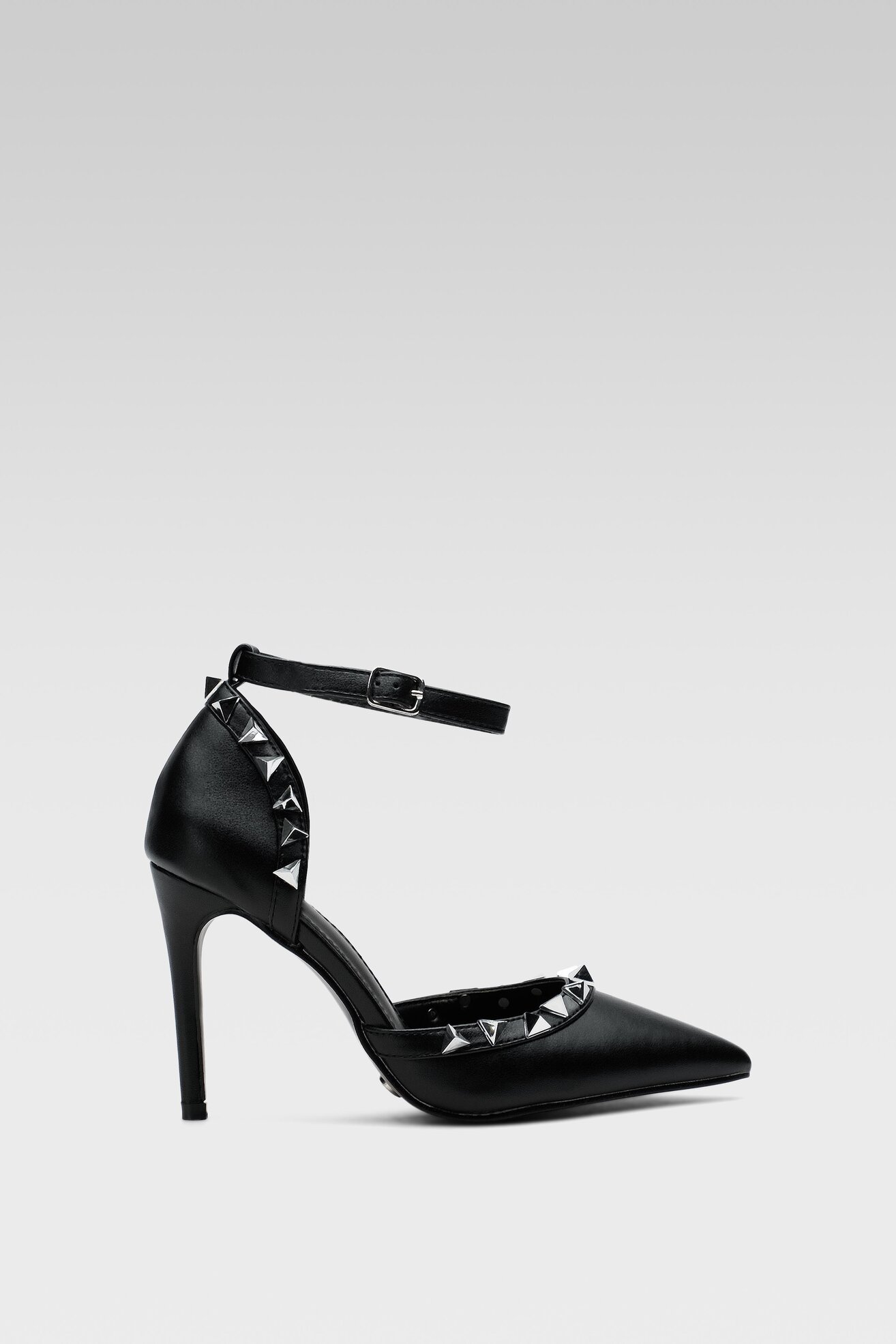 Czółenka Quazi F5304-88 Czarny