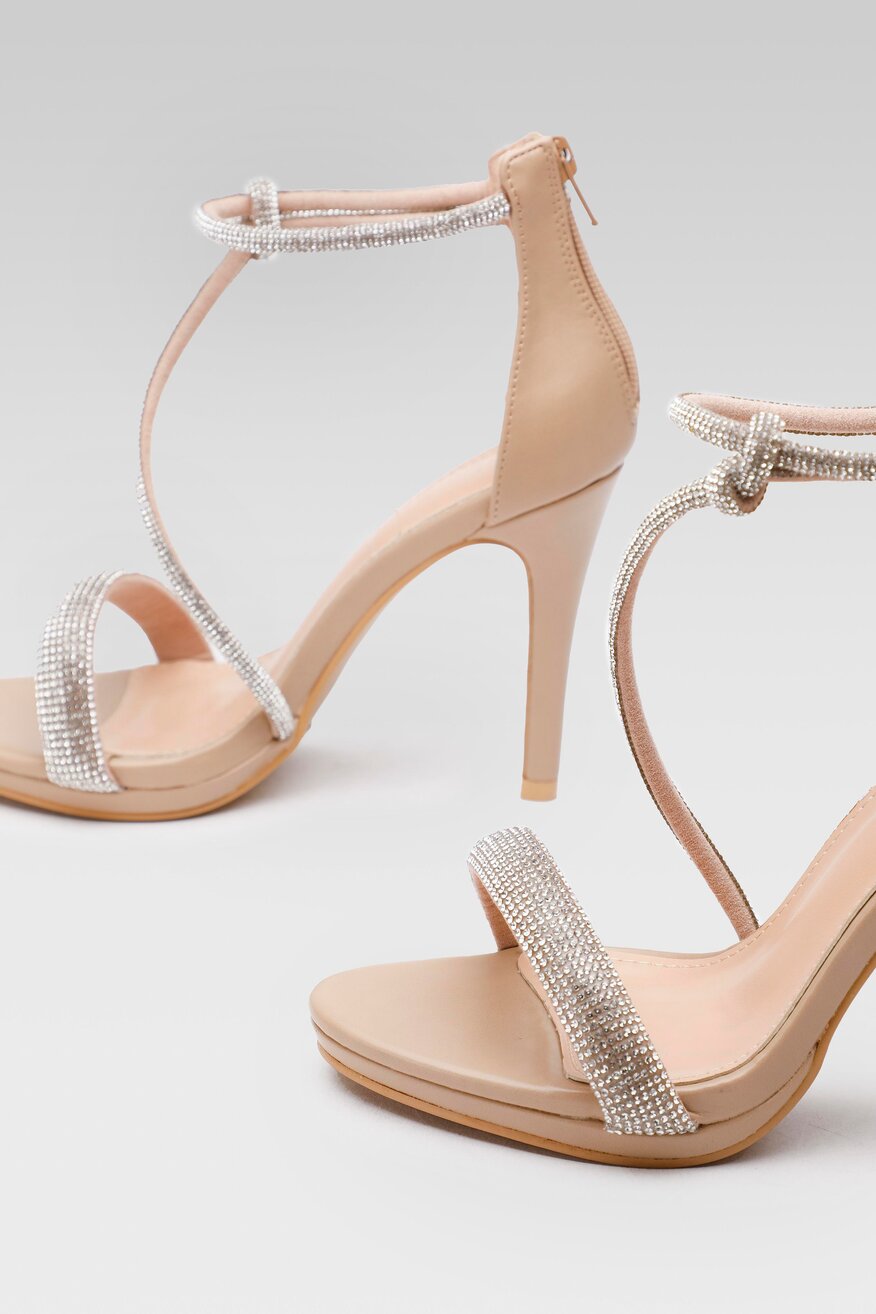 
                Quazi - Sandały beżowe - 5904248882891