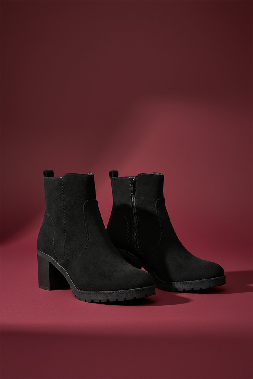 
                        Botki Clara Barson CEO-HL0189101-B03 Czarny - 5906751307755