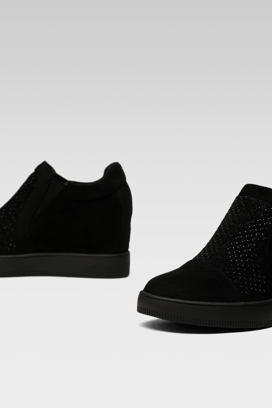 
                Clara Barson - Półbuty slip on na koturnie - 5904248238919