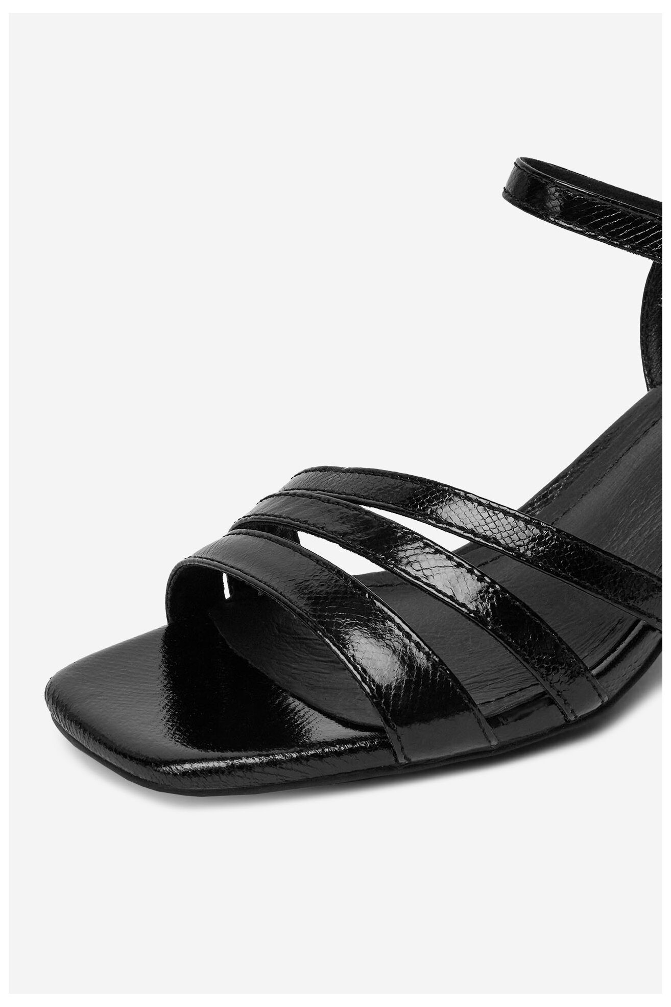 Сандали Lasocki HY6800-1 ЧЕРЕН