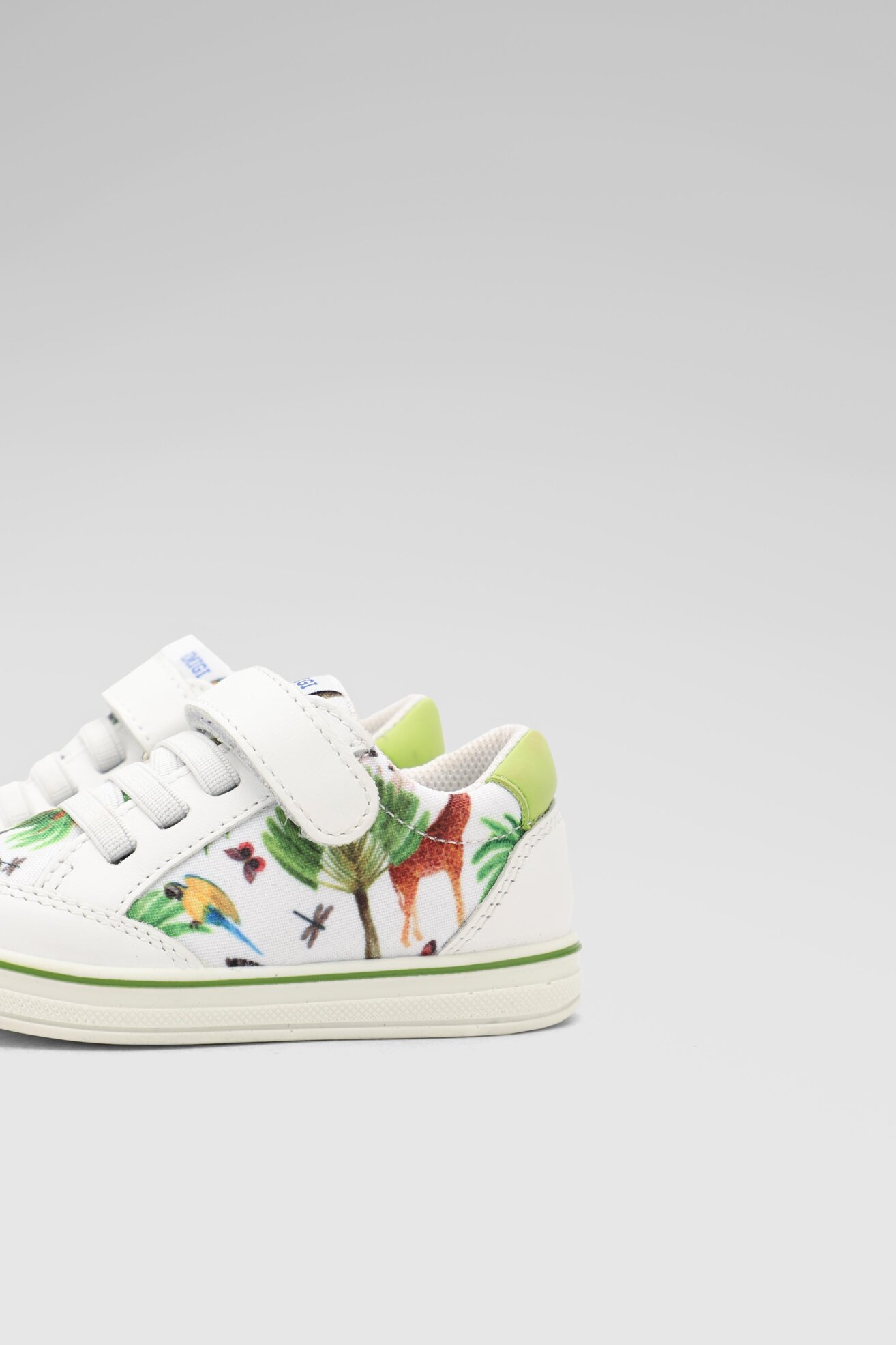 Półbuty Primigi 7371411 Biały