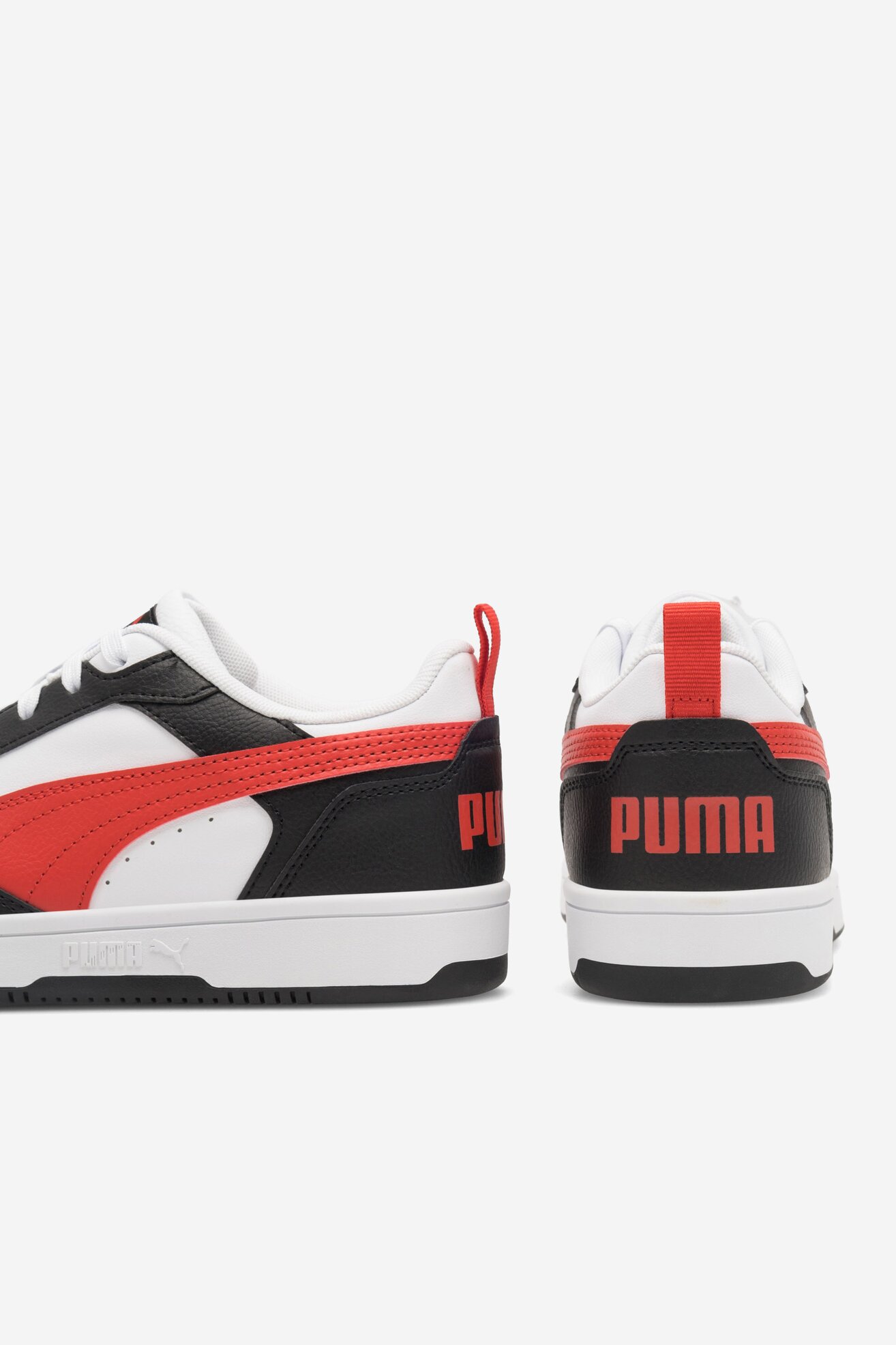 Sportcipő Puma PUMA REBOUND V6 LO JR* 39383304 FEHÉR