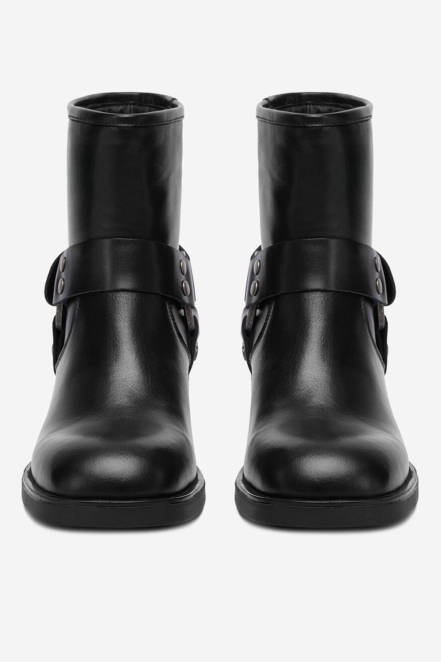 
                Боти G-STAR RAW ЧЕРЕН - 5906751462331