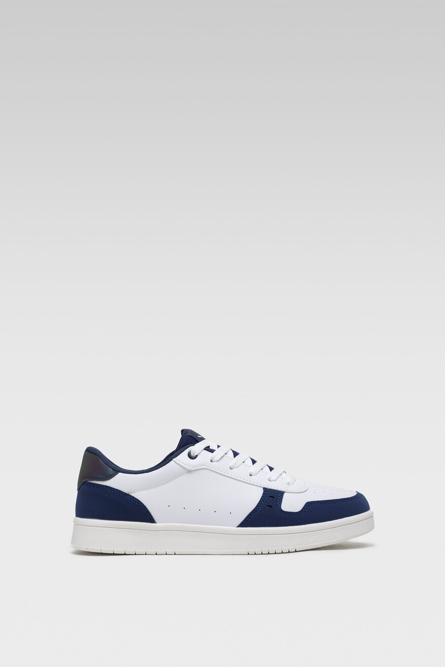 OMENAA FOUNDATION - Sneakersy - 5904248625146