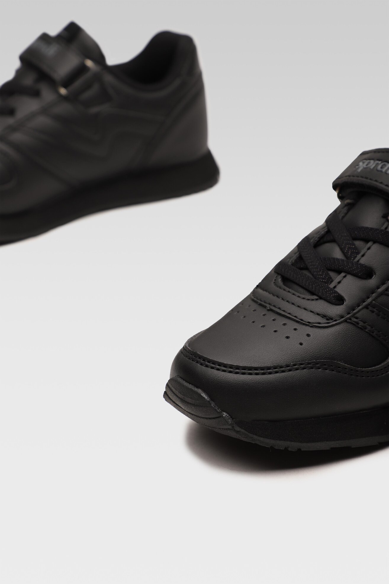 Obuwie sportowe Sprandi CP70-21832(IV)CH Czarny