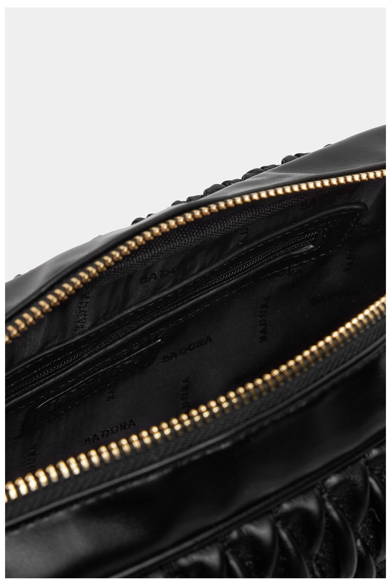 Kézitáska Badura TYL00276. FEKETE