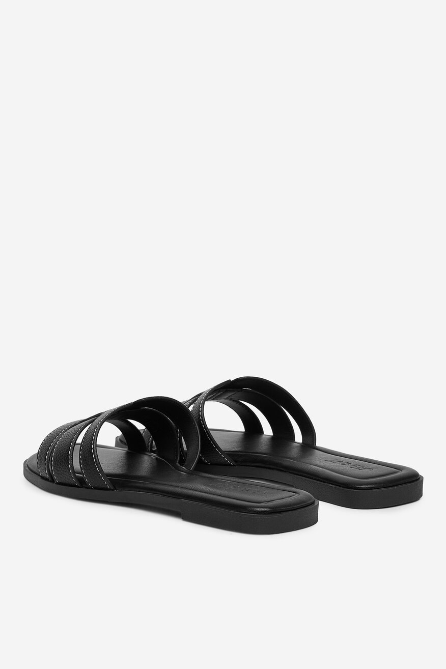 
                Шльопанець Jenny ЧОРНИЙ - 5906751716090